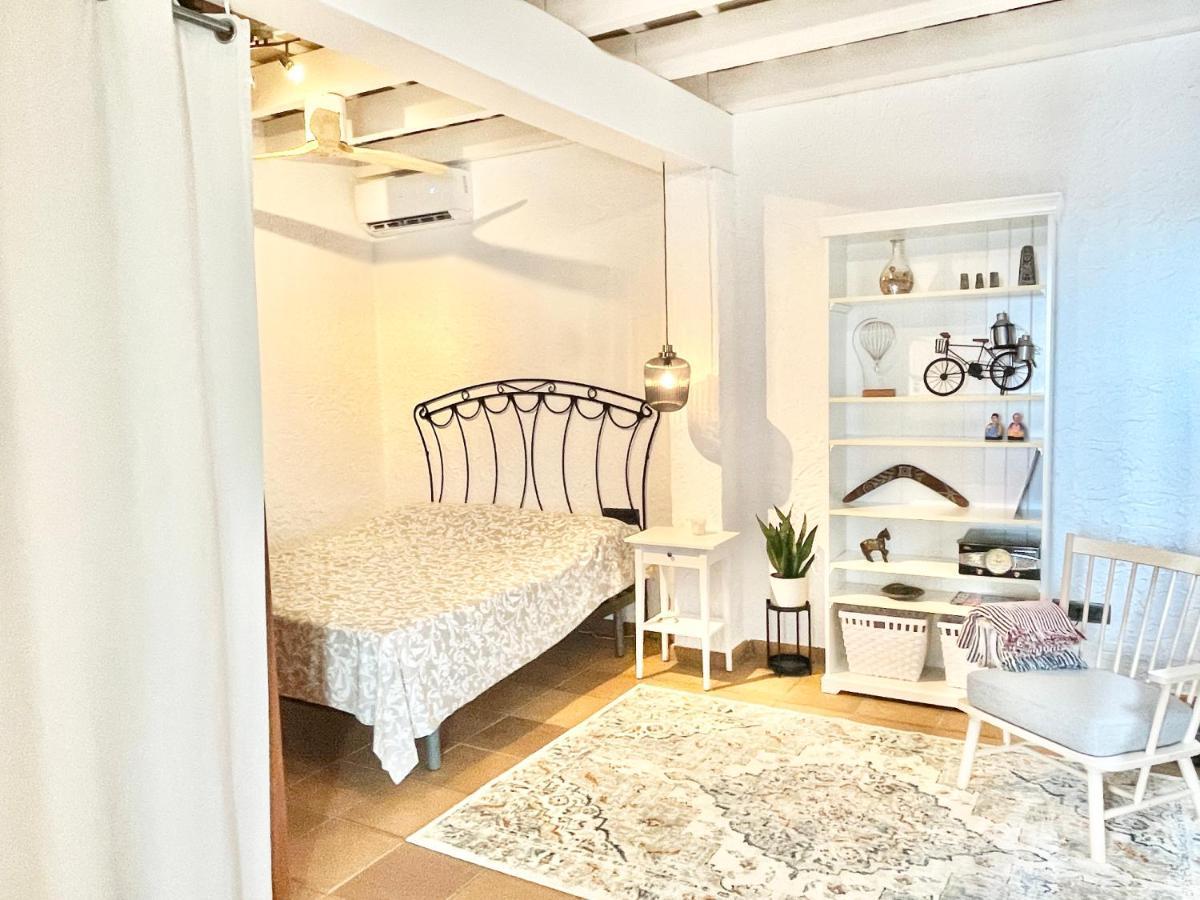 Villa Only Adults 2 Pax - Piscina Privada - A/C - Wifi - Bbq Бланес Екстер'єр фото